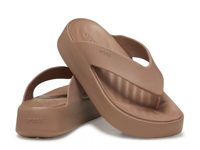 Crocs Classic Platform Flip Flop - Women's - Free Shipping