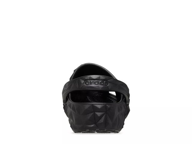 【Crocs】 正規品★ Classic Geometric Clog Black ★人気 Crocs Classic Geometric Clog - Free Shipping | DSW