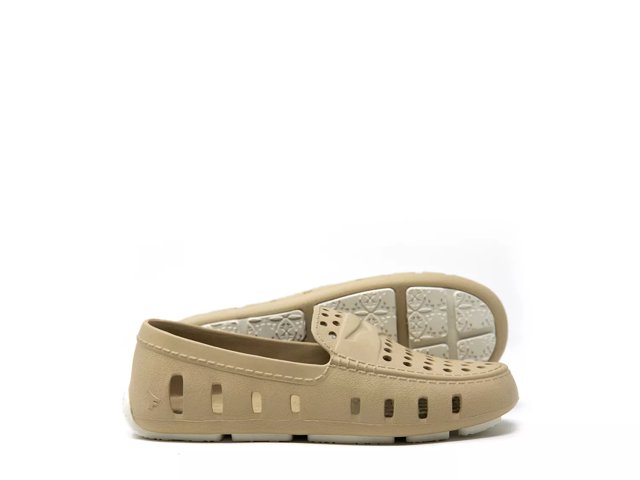 Skechers prodigy top skate oxfords