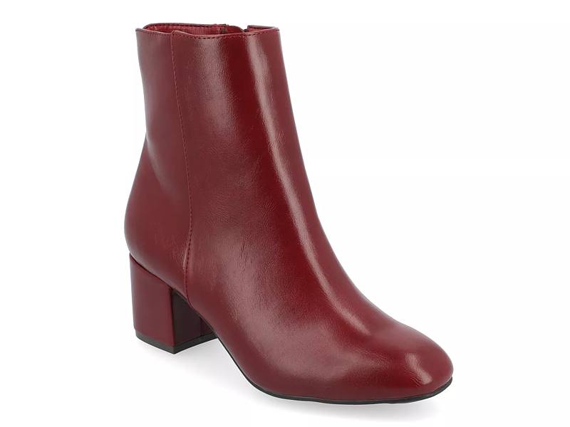 Dsw store burgundy booties