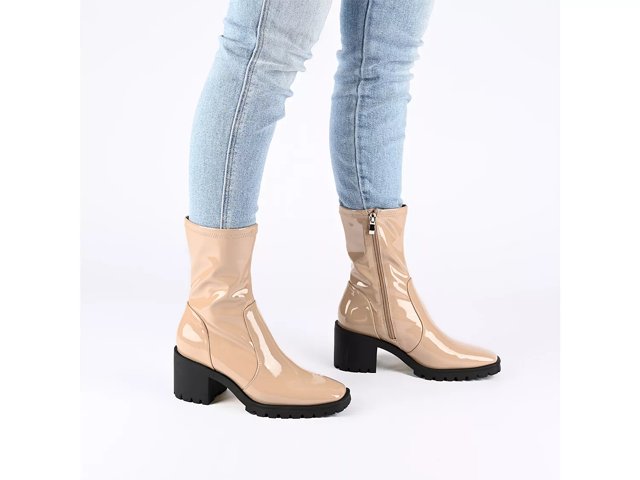 Journee collection lainee bootie discount