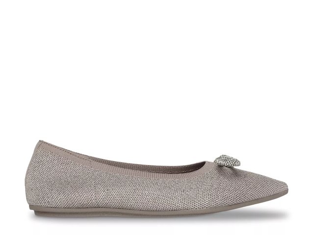 Glitzy top flat shoes