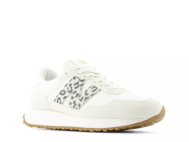 New Balance 237 Sneakers | Anthropologie Japan - Women's