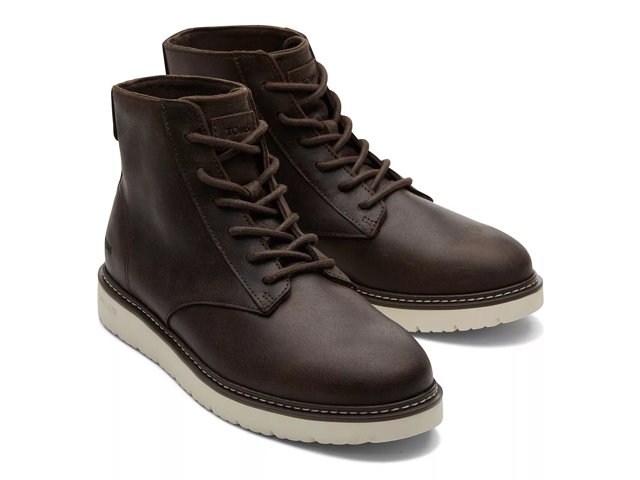 Vans sahara boot black sales