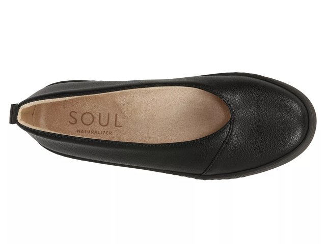Clarks and naturalizer outlet