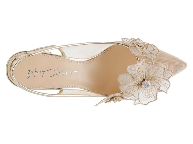 Betsey Johnson Avi Pump