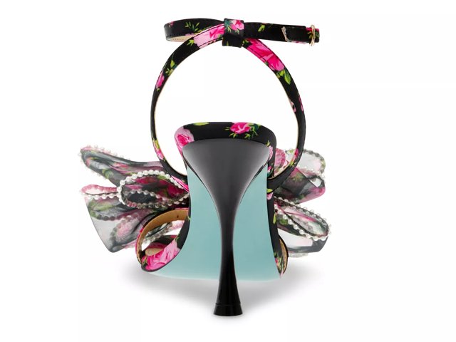 Betsey Johnson Luz Sandal