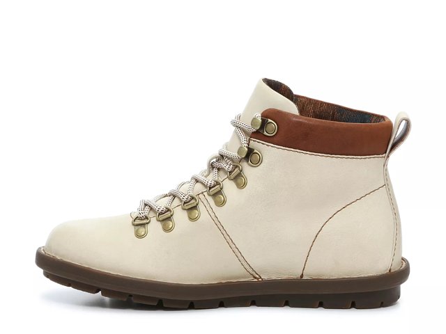 Born discount booties dsw