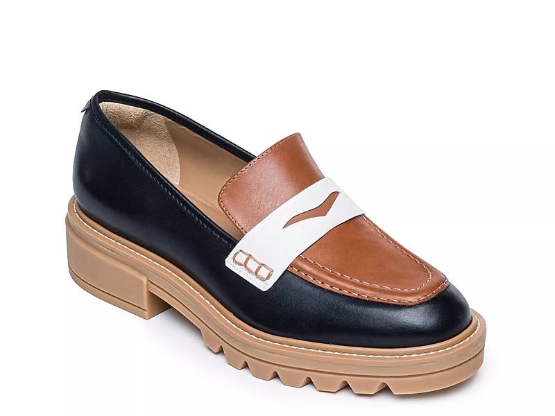 Bernardo jace embroidered on sale loafers