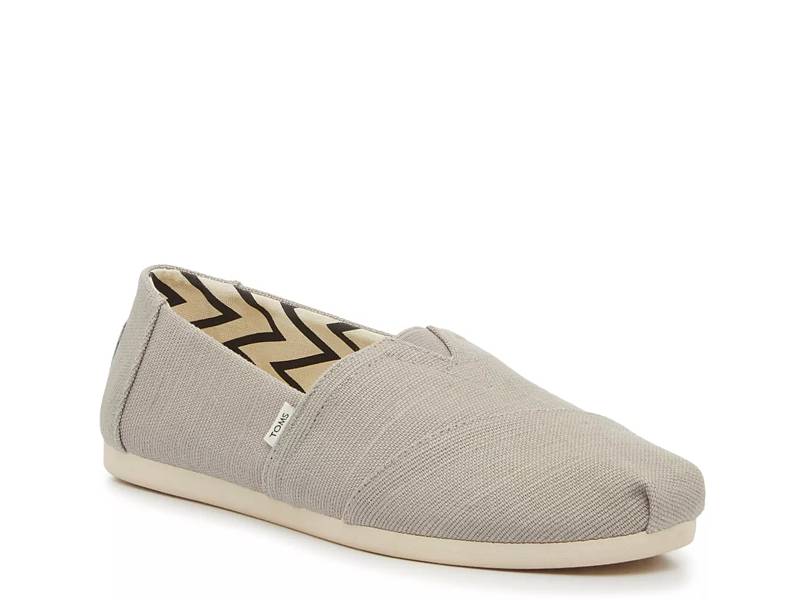 TOMS Shoes Boots Slip Ons Sneakers Sandals DSW