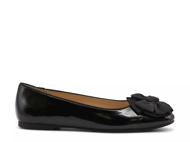 Adrienne vittadini flat shoes discount