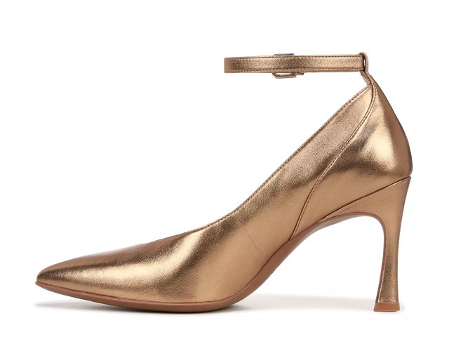 Naturalizer gold pumps 2025