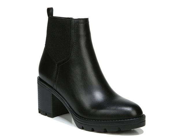 Naturalizer lace up boots store