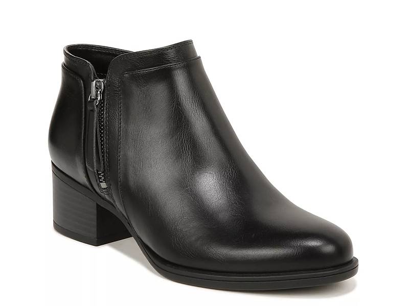 Naturalizer store booties dsw