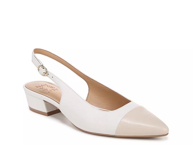 naturalizer banks pump