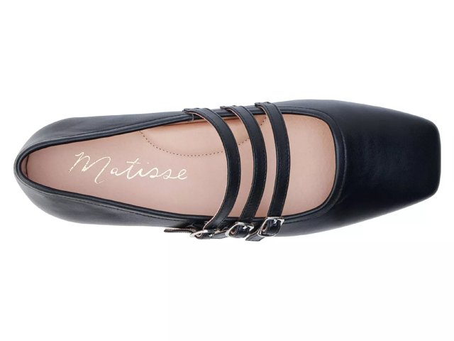 Born flats dsw on sale