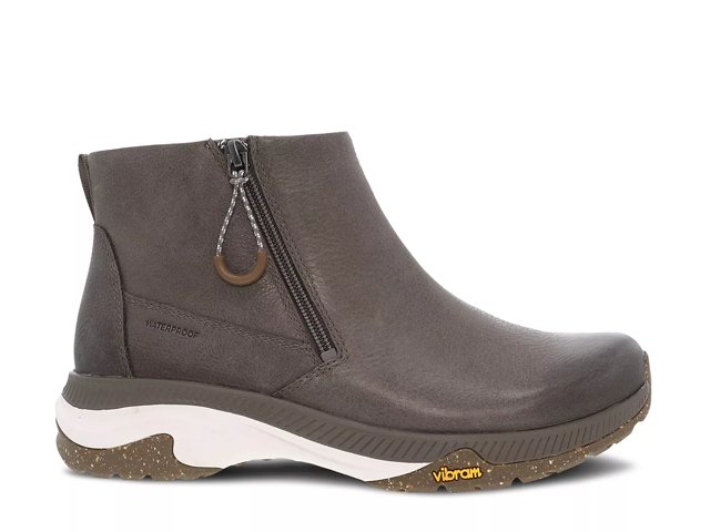 Bar iii shop margo ankle booties