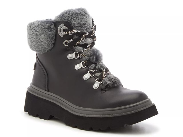 Bionica shoes sales dsw
