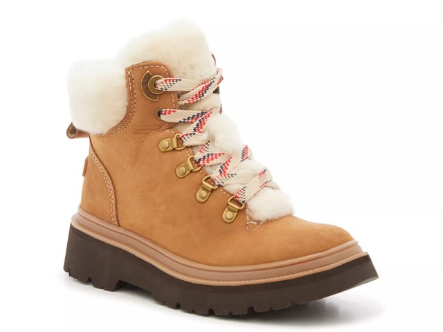 Bionica shoes sales dsw