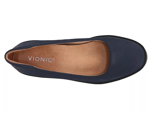Vionic wedge shop pump