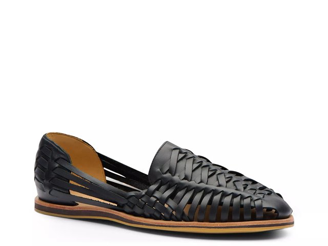 Dsw huaraches store