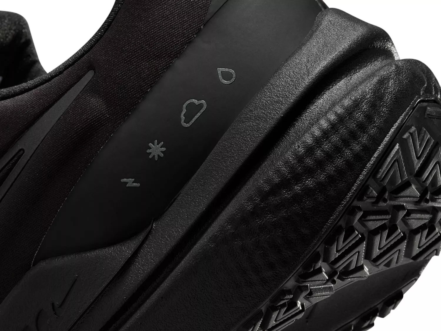 Winflo 9 Shield Running Shoe