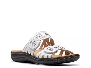 Dsw womens hot sale wide sandals