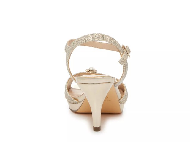 Nina naydeen sandal gold store