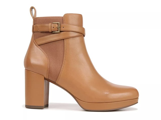 Vionic Nella Bootie