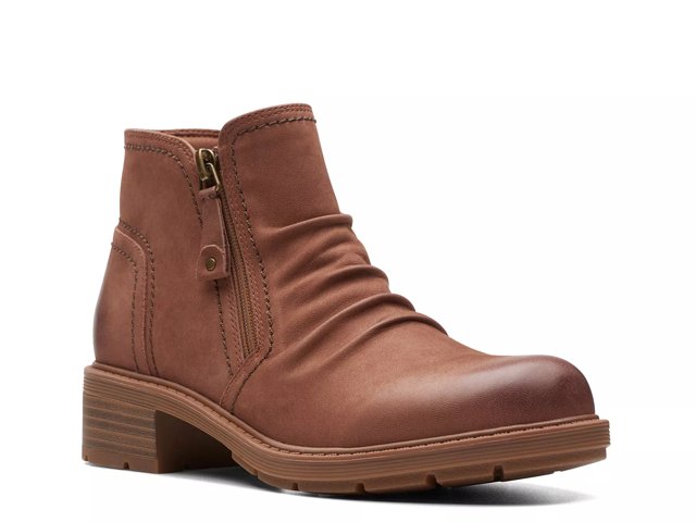 Clarks Hearth Dove Bootie