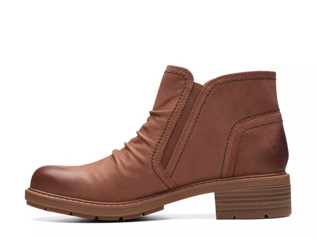 Clarks Hearth Dove Bootie