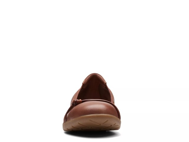 Clarks best sale flats dsw
