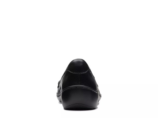 clarks haley slip on