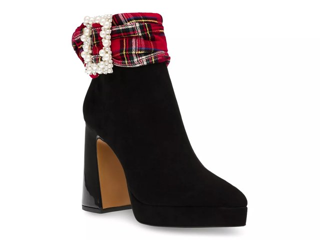 Red booties dsw hot sale