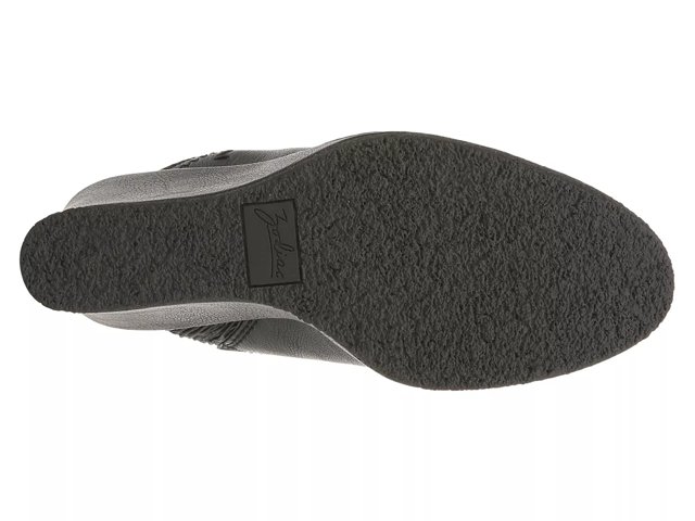 Isa wedge sneaker 2025