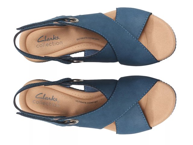 Clarks Giselle Loop Sandal