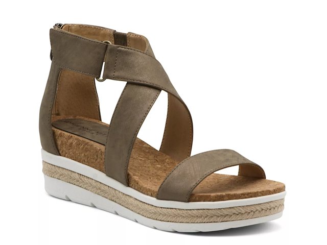 Adrienne vittadini espadrille wedge outlet