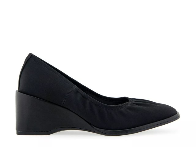 Aerosoles Airlie Wedge Pump Free Shipping DSW