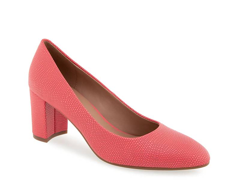 Betsy Pump
