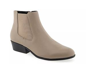 Aerosoles booties outlet dsw