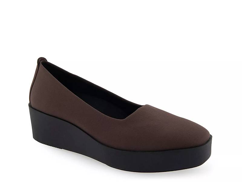 Aerosoles hot sale slip on