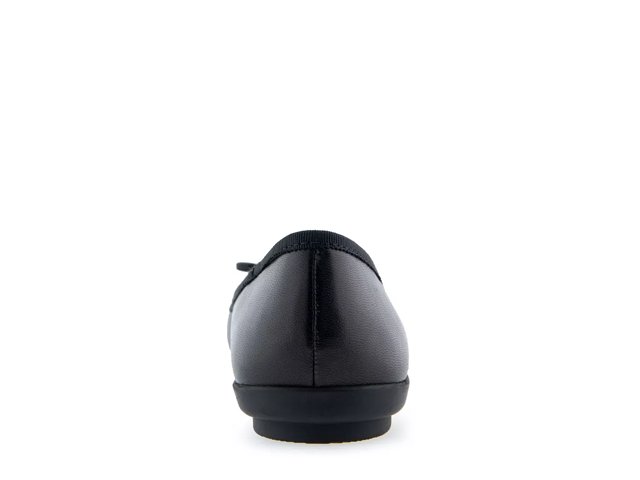 Aerosoles bloom discount