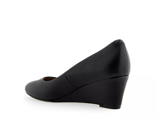 Aerosoles Iris Wedge Pump