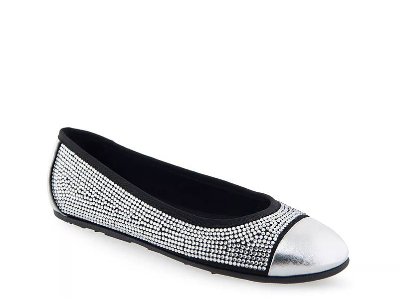 Aerosoles do good on sale flats