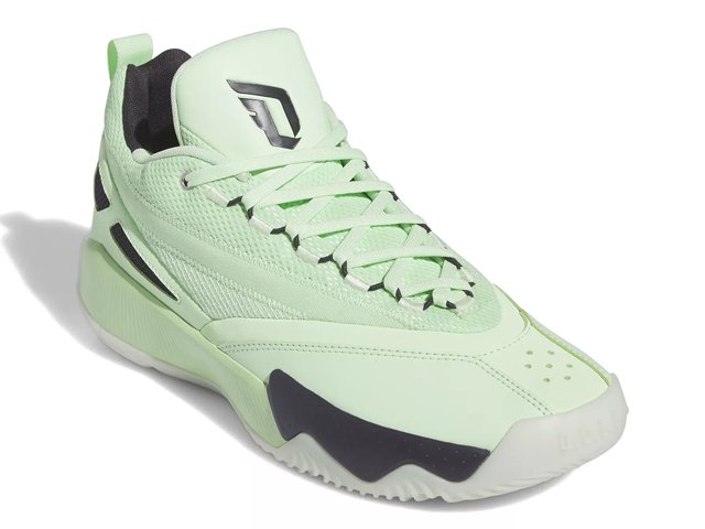 Dame 2 basketball shoes deals