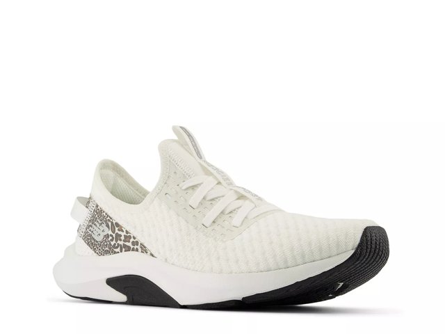 New Balance DynaSoft Nergize Sport V2 Sneaker - Women's