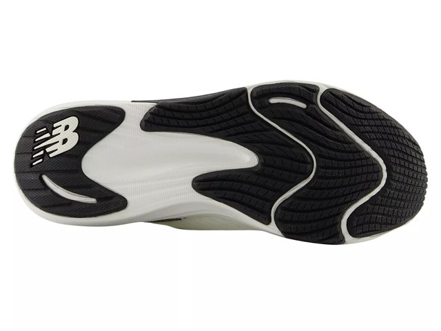 New Balance DynaSoft Nergize Sport V2 Sneaker - Women's