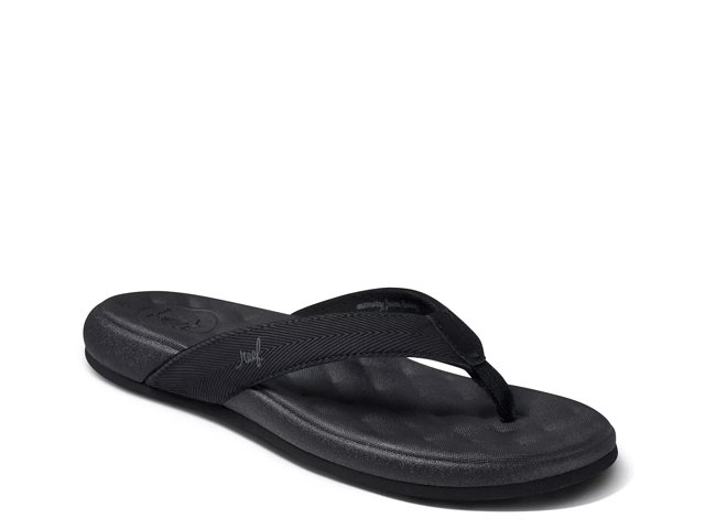 Flip flops at dsw shop