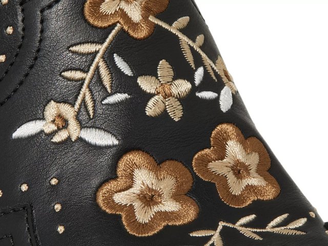 Crown Vintage Ilianna Western Boot