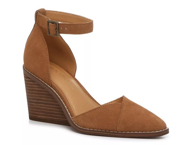 Born crown wedges shop